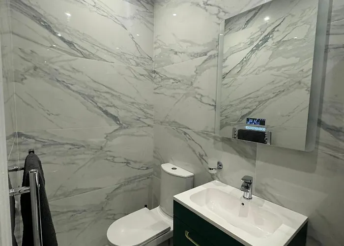 Deluxe Georgian 1 Private Casa de hóspedes *