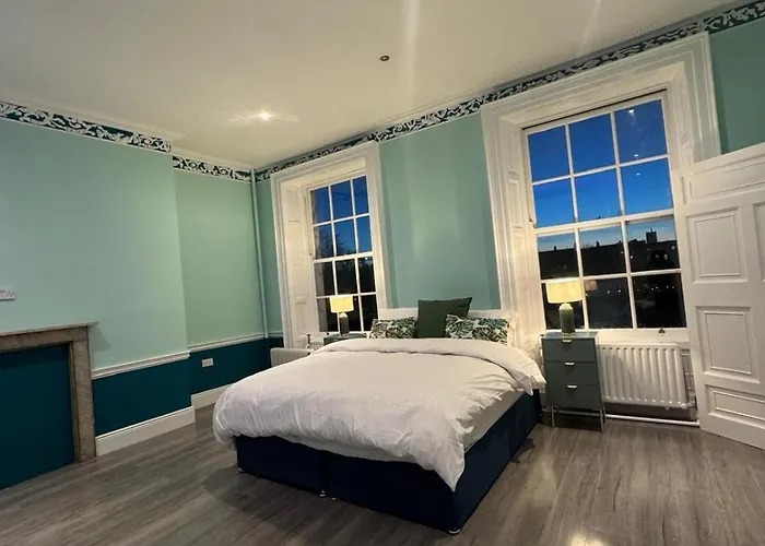 Deluxe Georgian 1 Private *